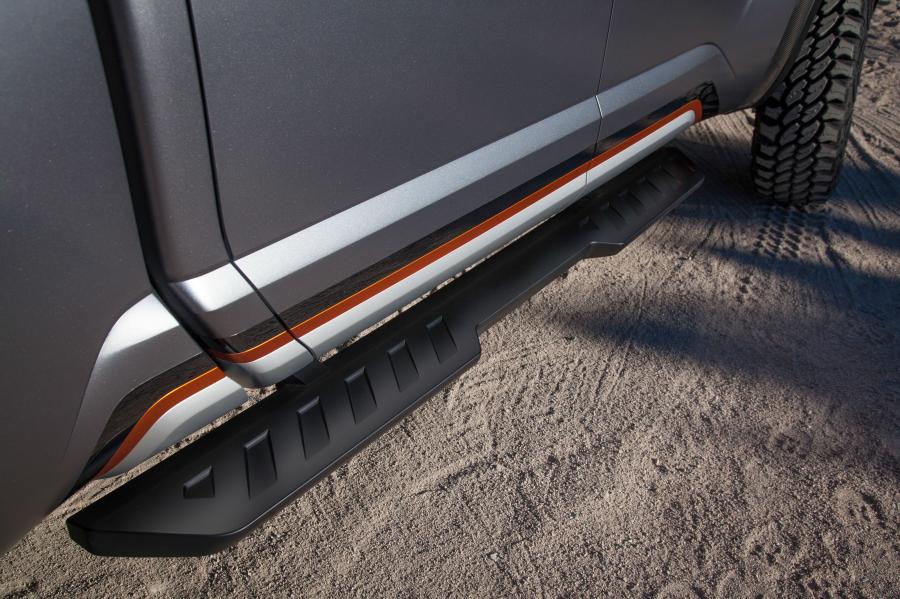 Детали экстерьера Nissan Titan Warrior Concept 2016 года  (фото 24 из 40)